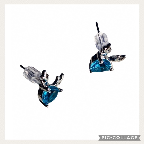 NEW Baby Blue Silver Deer Holiday Earrings - Picture 3 of 3